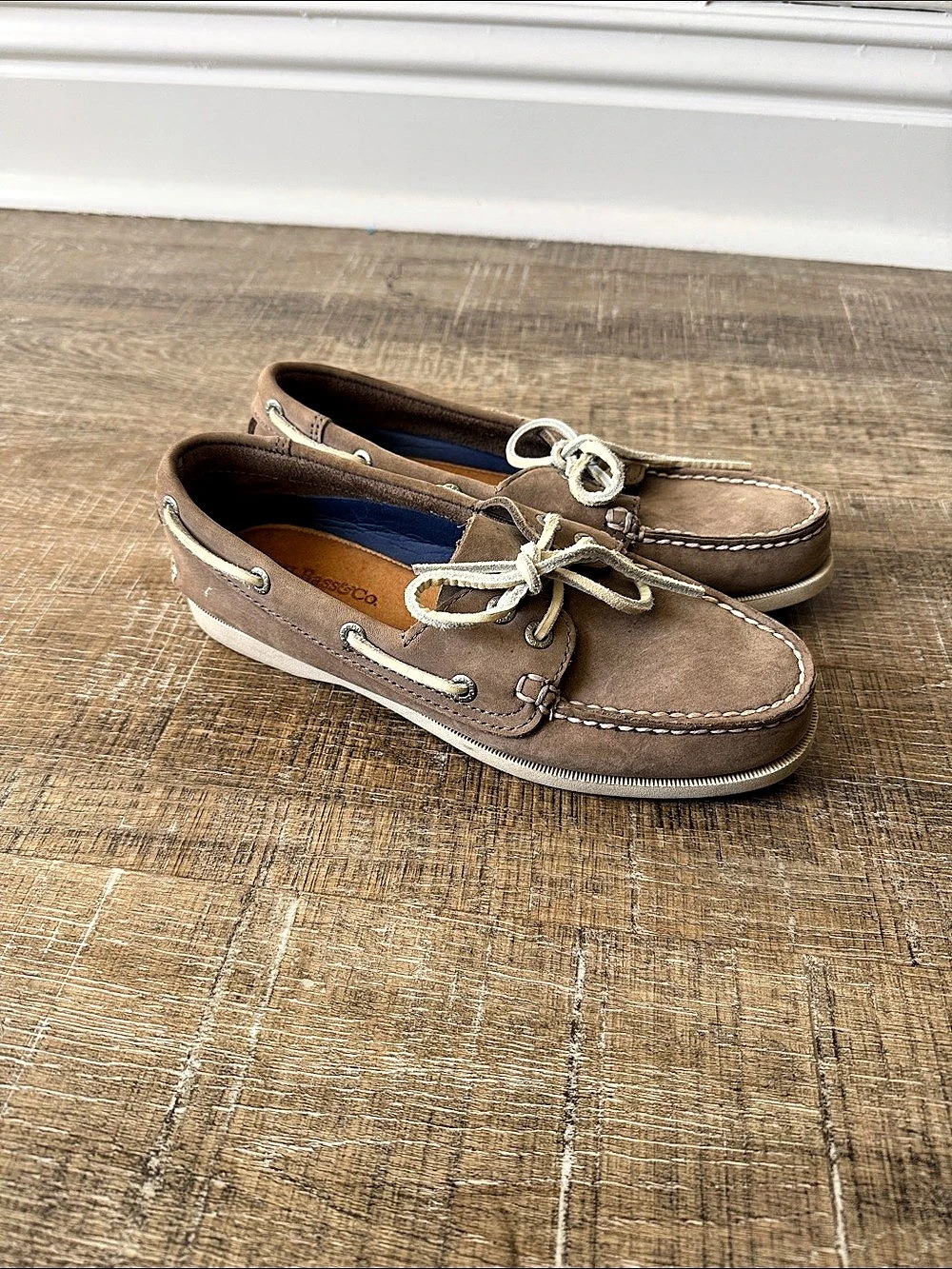 G.H. Bass & Co. Castoff Nubuck Leather Boat Shoes Brown Size 7.5